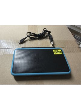 Konsola New Nintendo 2ds XL czarno-niebieska.