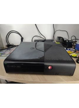 Konsola Xbox 360 super slim. Czytaj opis