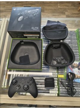Pad Xbox series i one Elite 2 + ładowarka + futerał